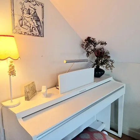 ✣ L'antre Versaillaise/f2 Chateau De ✣ *